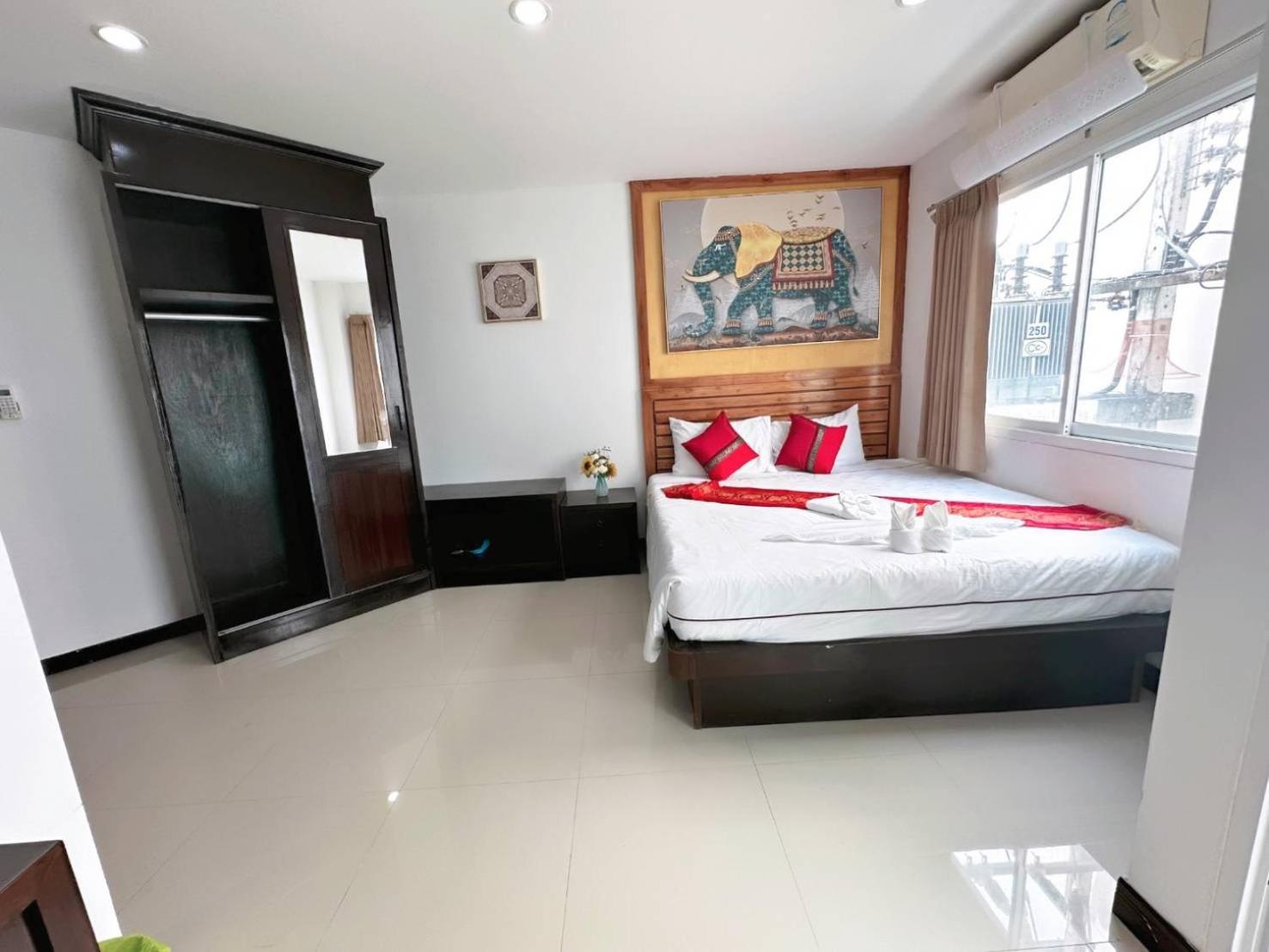 Abby'S House Hotel Patong Luaran gambar