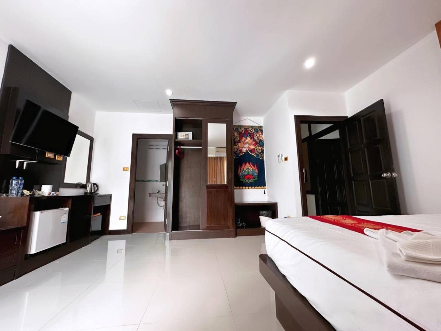 Abby'S House Hotel Patong Luaran gambar